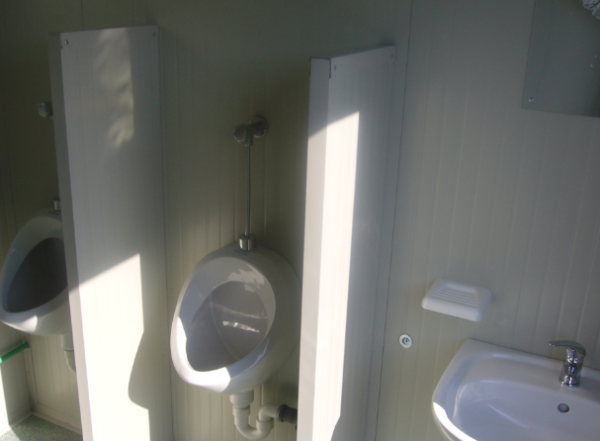 RECIPIENTE SANITÁRIO (DIM. 6,00 X 2,40 M)