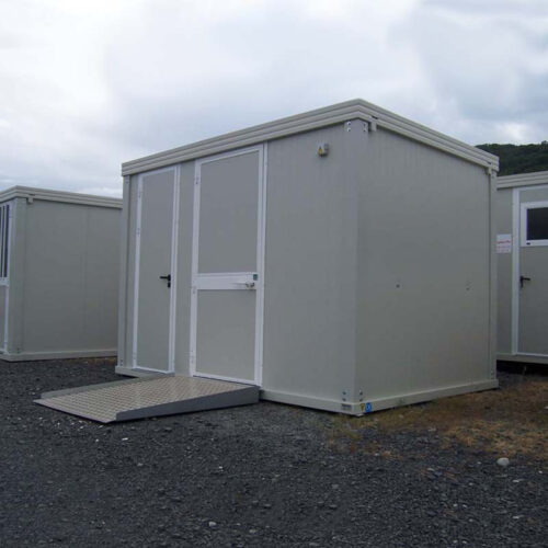 bloc-sanitaire-pmr-neuf-avec-wc-pmr-lavabo-pmr-wc-standard-et-lave-mains-5-1 NOVO BLOCO SANITÁRIO ACESSÍVEL COM VASO SANITÁRIO ACESSÍVEL, LAVATÓRIO ACESSÍVEL, VASO SANITÁRIO STANDARD E LAVATÓRIO PARA AS MÃOS
