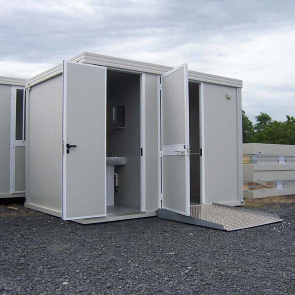 bloc-sanitaire-pmr-neuf-avec-wc-pmr-lavabo-pmr-wc-standard-et-lave-mains-7 NOVO BLOCO SANITÁRIO ACESSÍVEL COM VASO SANITÁRIO ACESSÍVEL, LAVATÓRIO ACESSÍVEL, VASO SANITÁRIO STANDARD E LAVATÓRIO PARA AS MÃOS