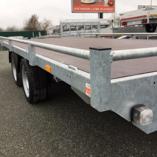 eduard-plateau-rampes-treuil-multi-cholet-49-1 Plataforma EDUARD 4020 – 406 x 200 cm – Rampas e guincho incluídos