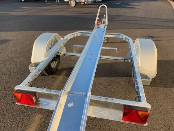 porte-moto-chassis-39401-lider-49-remorques-cholet-49-maine-et-loire-4-600x450 Suporte para motos LIDER 34400E – 1 carril + 1 rampa